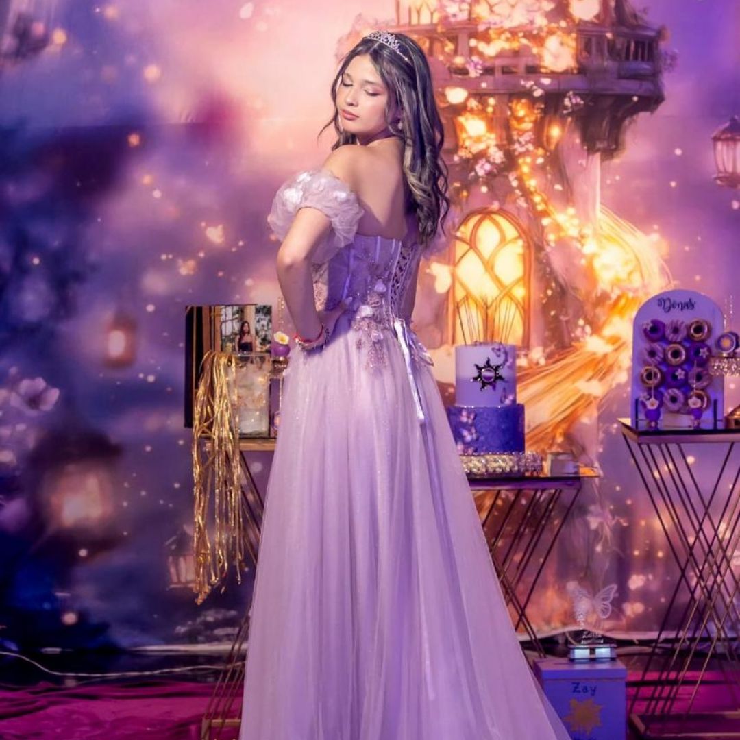 clarili-fiestas-vestido-xv-anos-zaiisaied-662